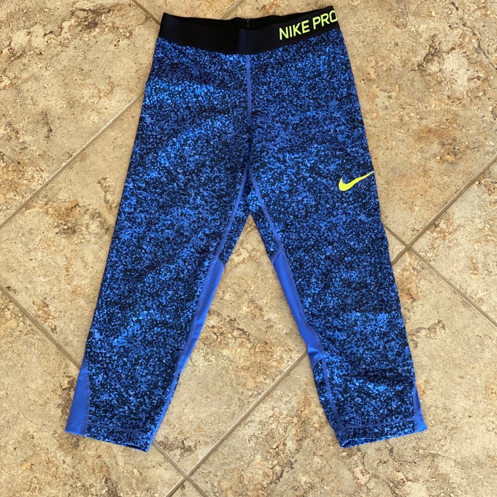 Nike girl Capris